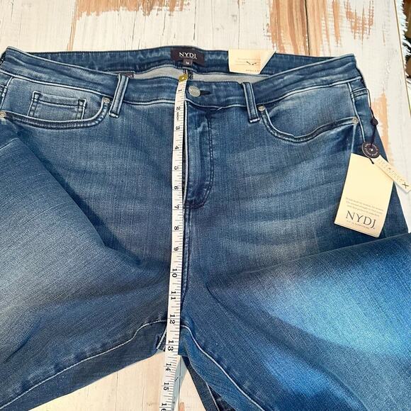 NYDJ Ava Daring Ankle Flare Fray Hem Jeans  Size 16 Foundry - Picture 12 of 15